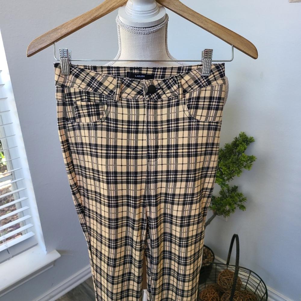 Labijou Pants - Picture 3 of 10
